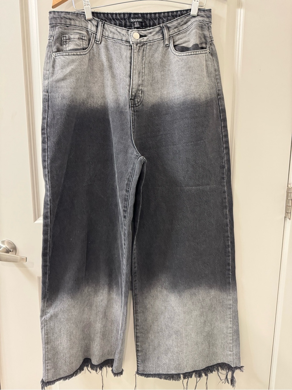 Boohoo Black Ombre Fade Wide Leg Jeans Raw Frayed Hem High Rise Womens Sz 10
